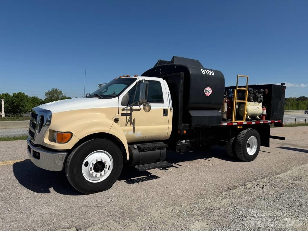 Ford F 750 XLT Forsvar/Miljø