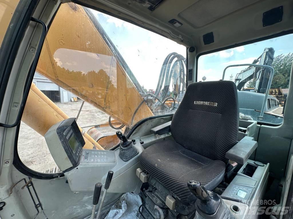 Liebherr R 924 C Gravemaskiner på larvebånd