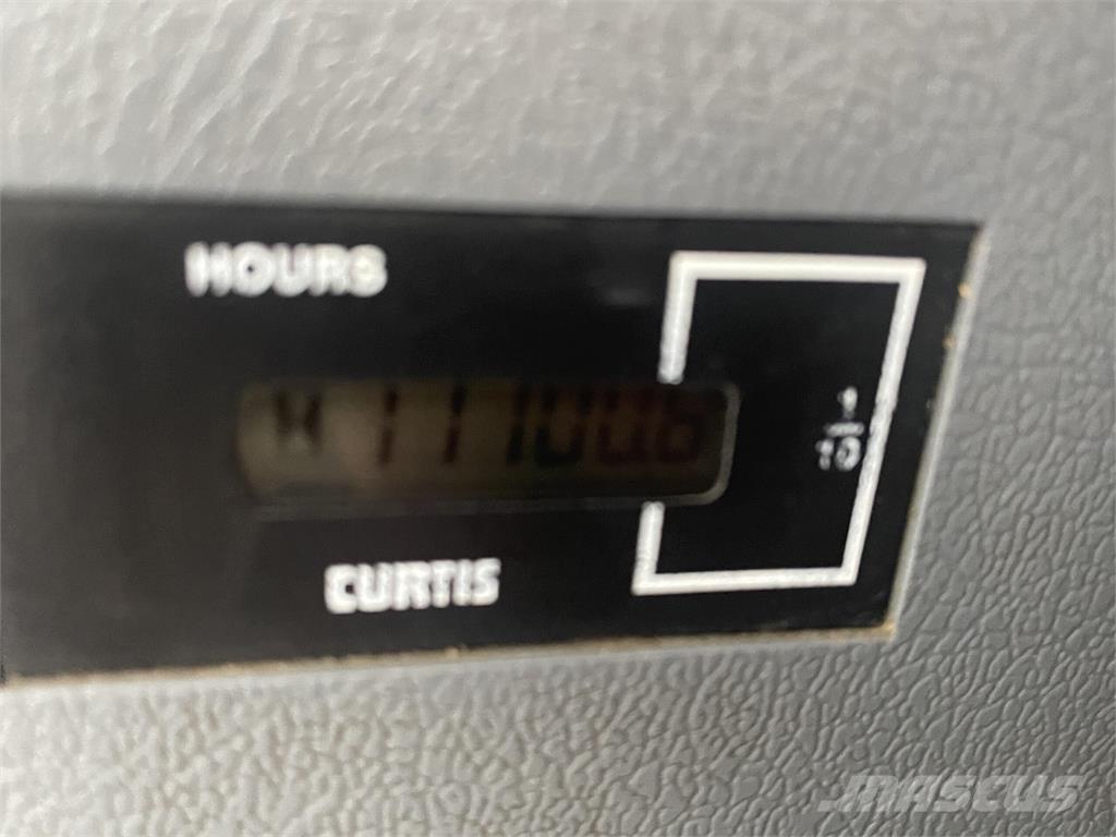 Hyundai HX520L Gravemaskiner på larvebånd