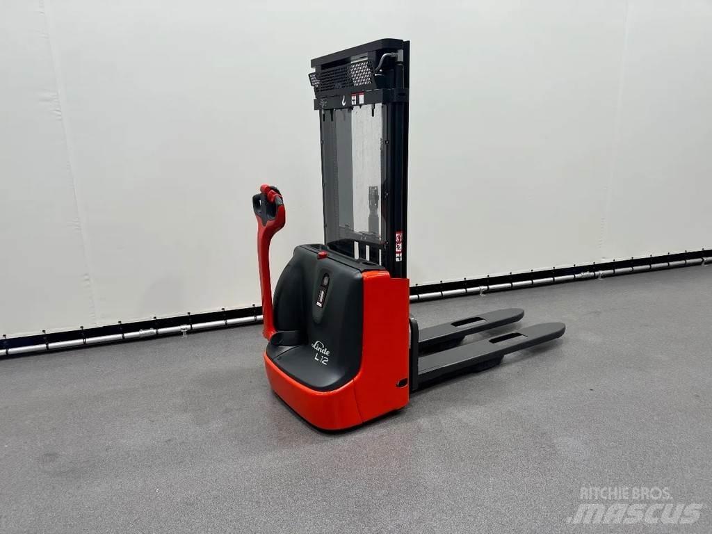 Linde L 12 Gaffelstabler med gående fører
