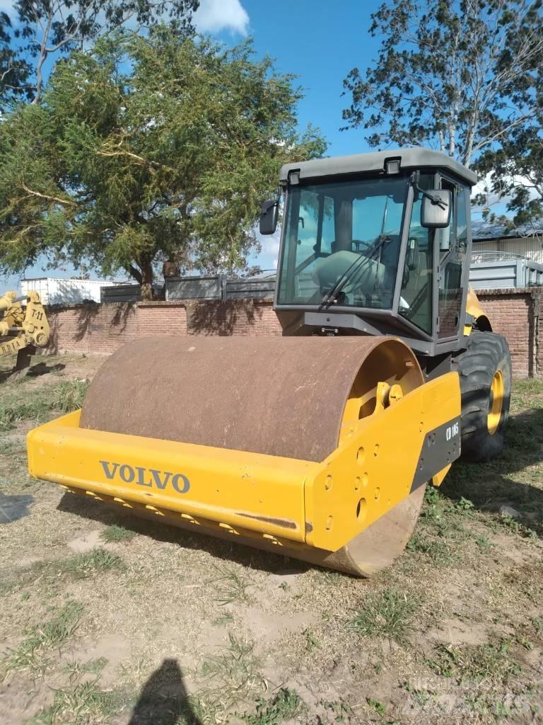 Volvo SD 105 Jordvibrationstromler