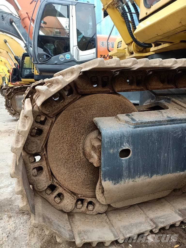 Komatsu PC400-7 Gravemaskiner på larvebånd