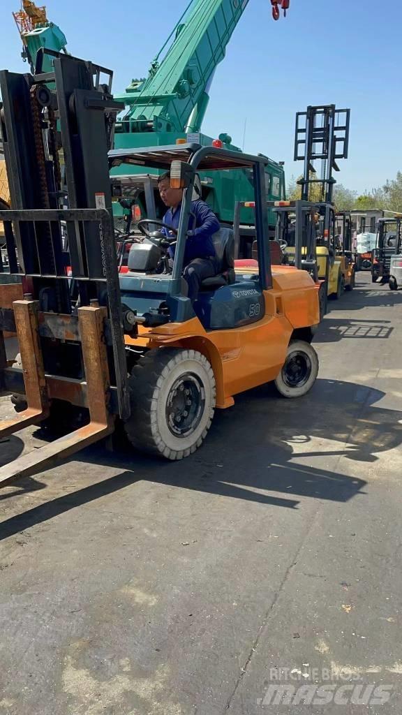 Toyota 5 ton Diesel gaffeltrucks