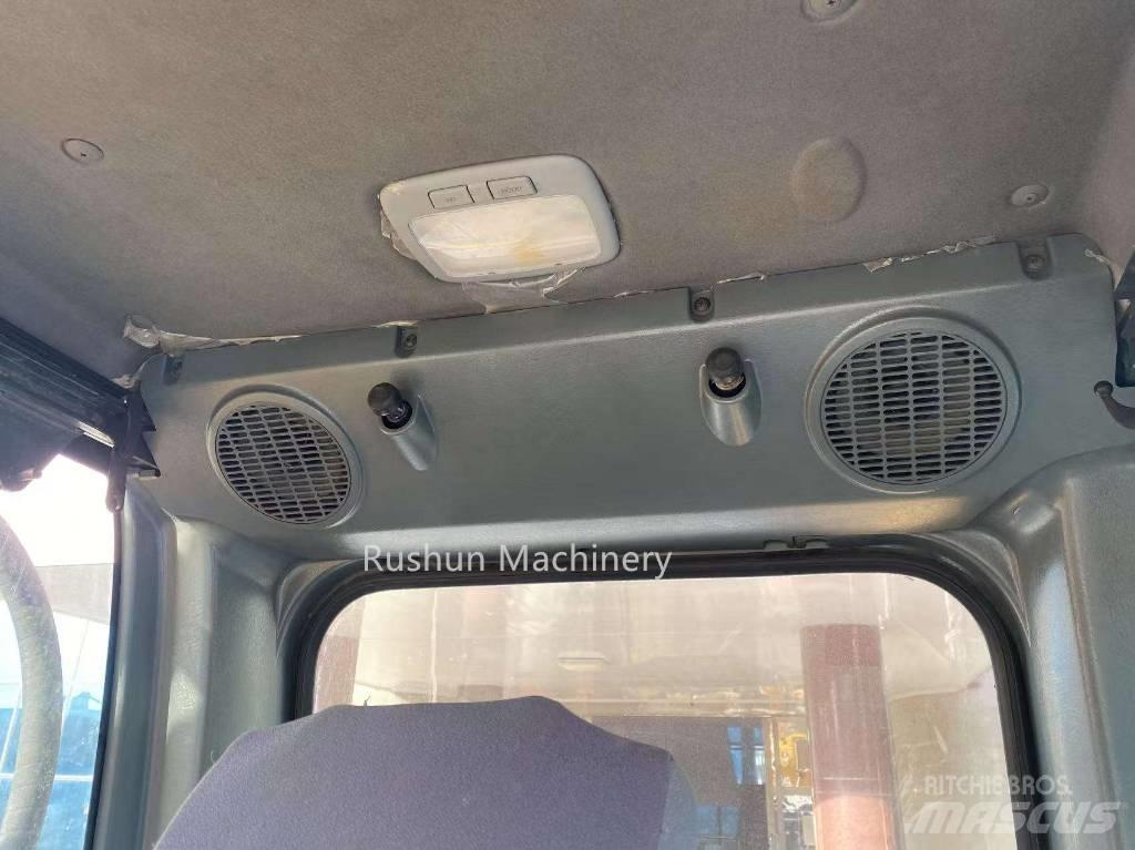 Hyundai 220LC-9S Gravemaskiner på larvebånd