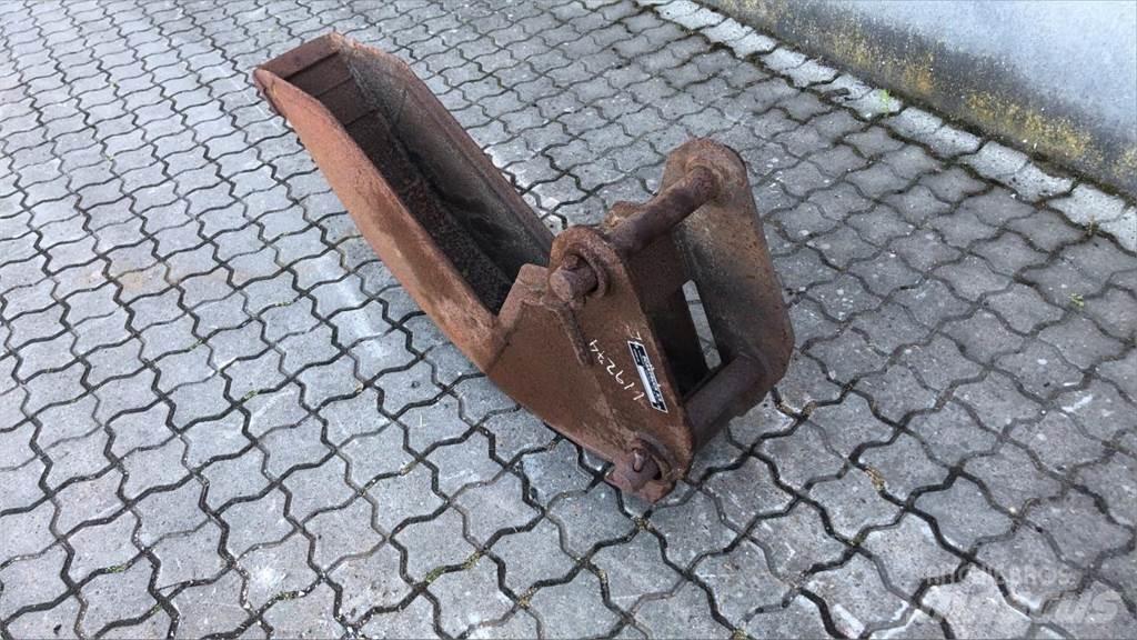  Øvrige ØVRIGE Skovle