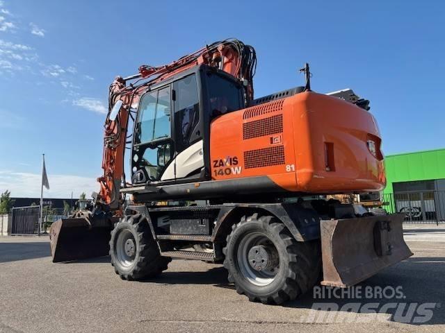 Hitachi ZX 140 W-5 Gravemaskiner på hjul