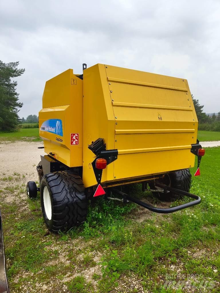New Holland BR 6090 Rundballe-pressere