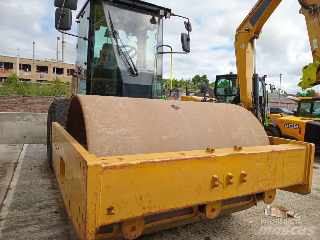 CAT CS 66 B Enkelt tromle