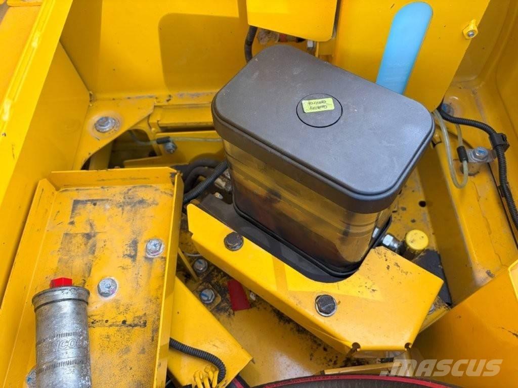 Komatsu PC 240 LC-11 Gravemaskiner på larvebånd