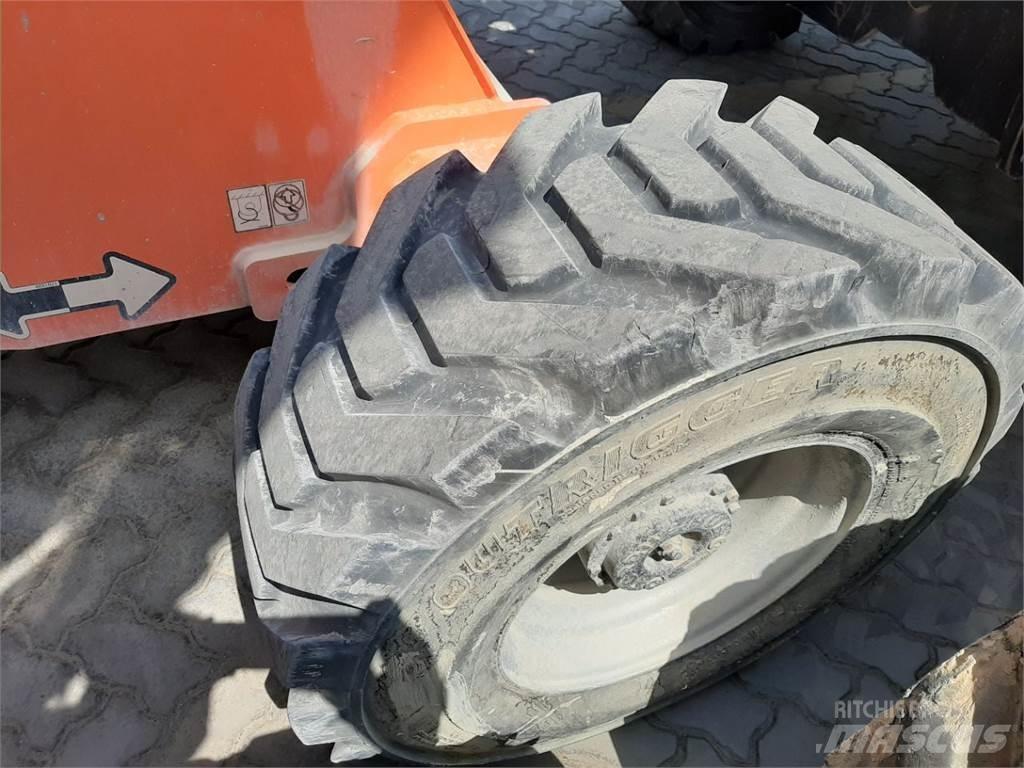 JLG 460SJ Teleskoplifte