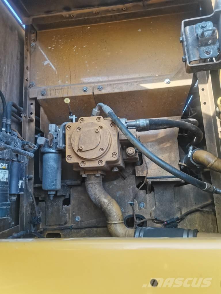 CAT 320 GC Gravemaskiner på larvebånd