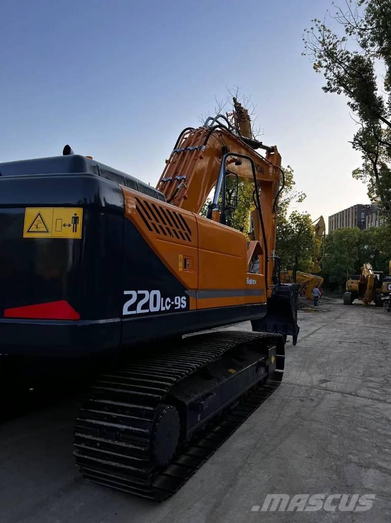 Hyundai 220 LC-9S Gravemaskiner på larvebånd