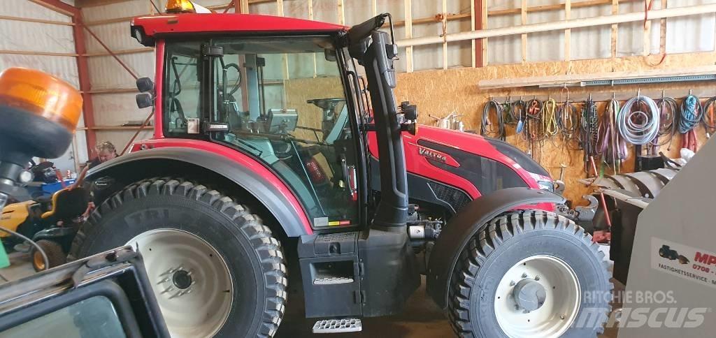 Valtra G125 Active Traktorer
