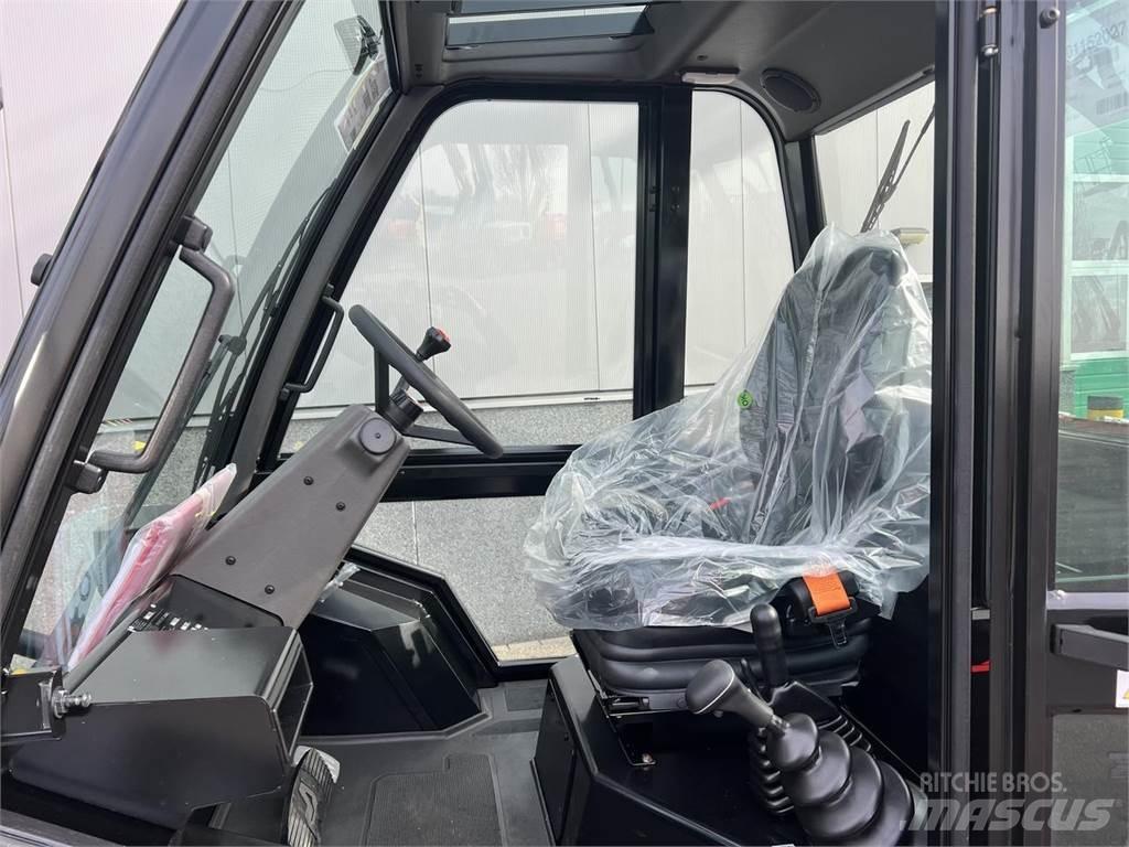 Manitou M30-4 Terrængående gaffeltruck