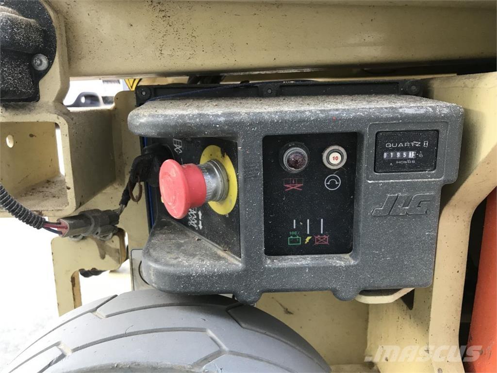 JLG 1930ES (1886) Saxlifte