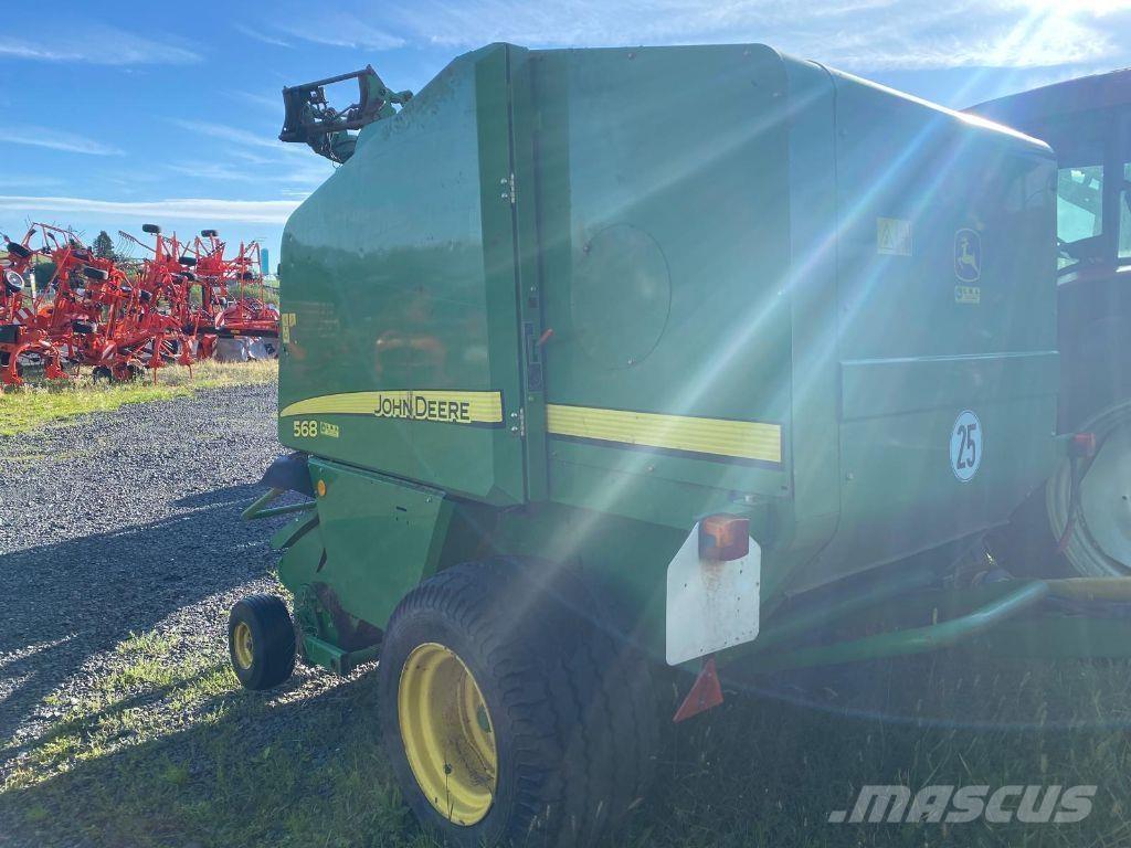 John Deere 568 Rundballe-pressere