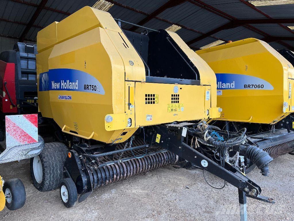 New Holland BR750A Rundballe-pressere
