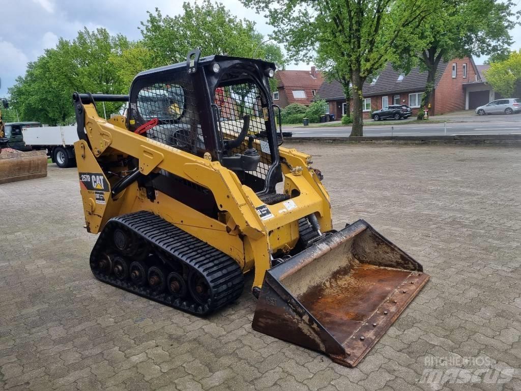 CAT 257 D Minilæsser - skridstyret