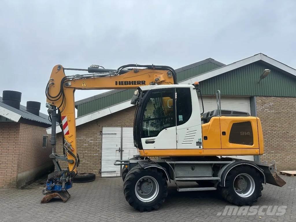 Liebherr A914 Gravemaskiner på hjul
