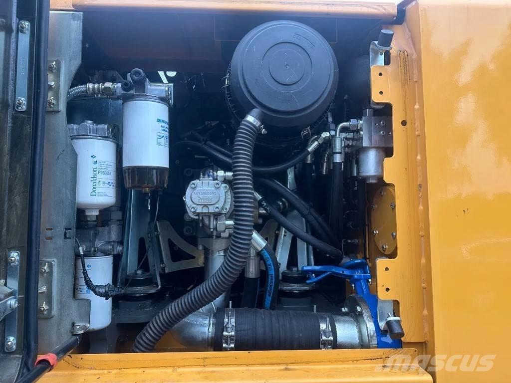 Liebherr A914 Gravemaskiner på hjul