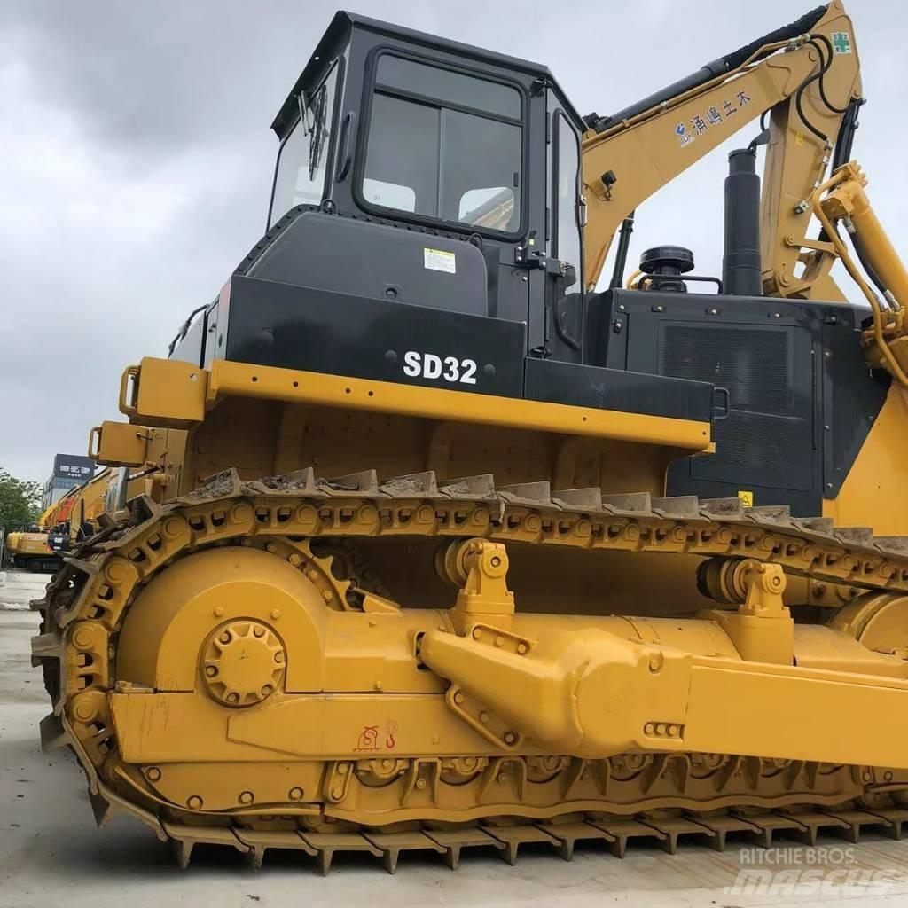 Shantui SD 32 Bulldozer på larvebånd