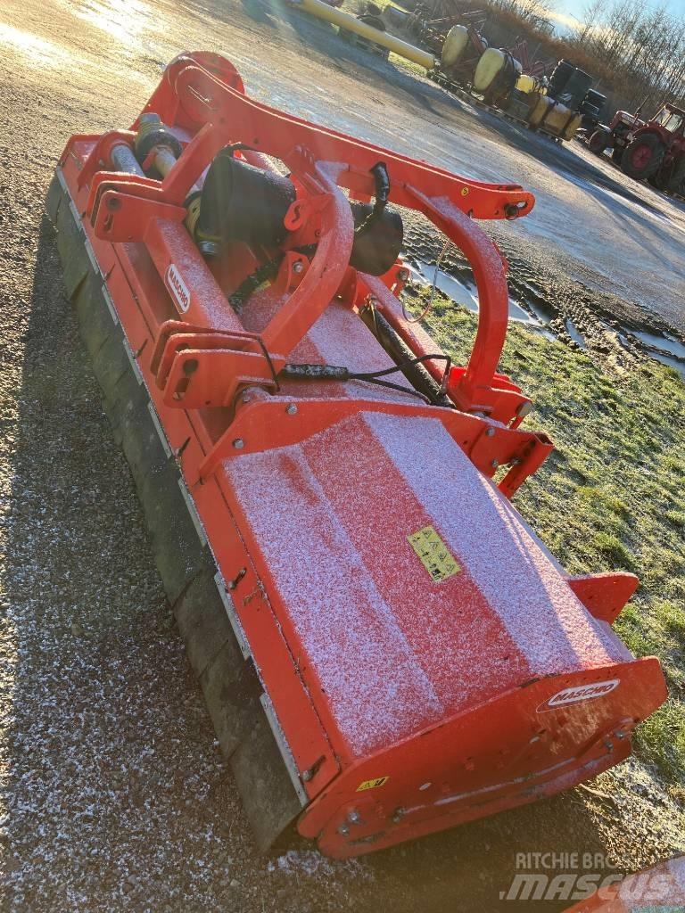 Maschio bufalo 300 Græsklippere og skårlæggere