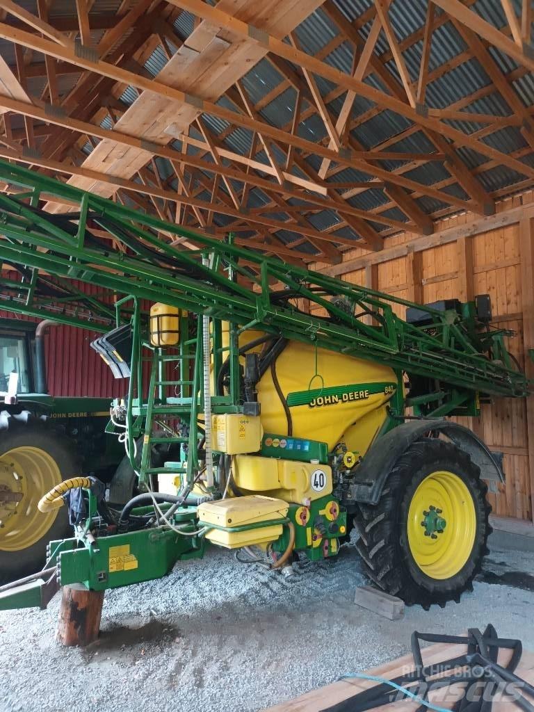 John Deere 840 Trailersprøjter