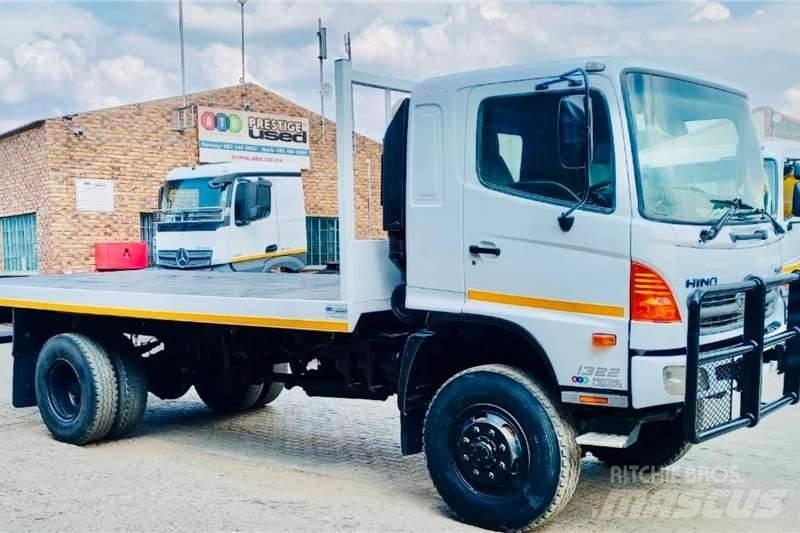 Hino 500 1322 4x4 Andre lastbiler
