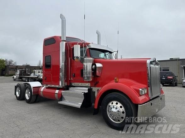 Kenworth W900L Trækkere