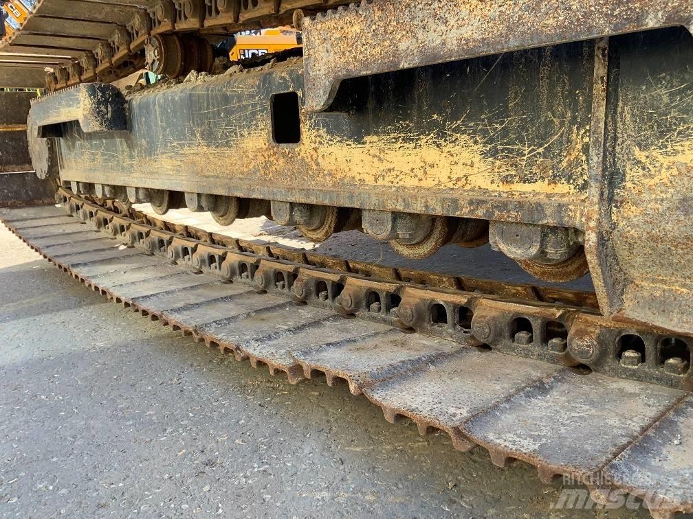 JCB 140X LC Gravemaskiner på larvebånd