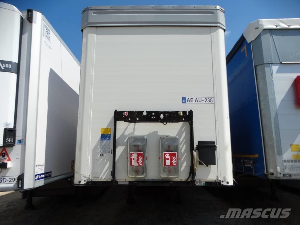 Kögel SN 24 Semi-trailer med Gardinsider