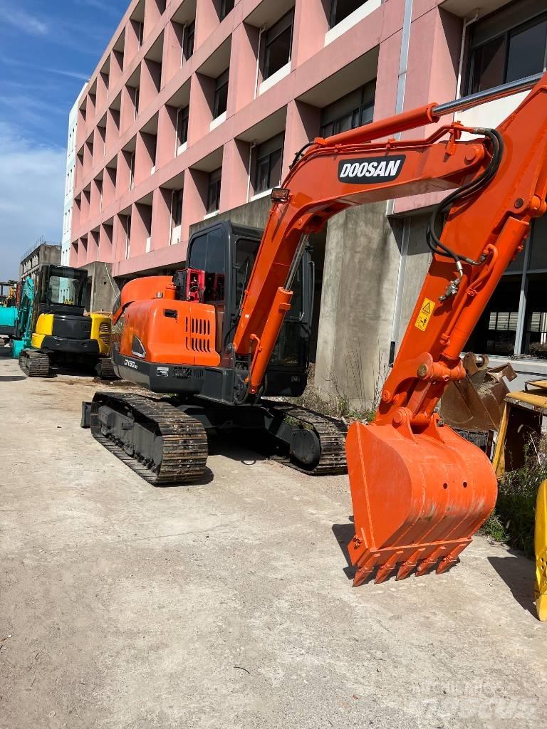 Doosan DX60 Minigravemaskiner