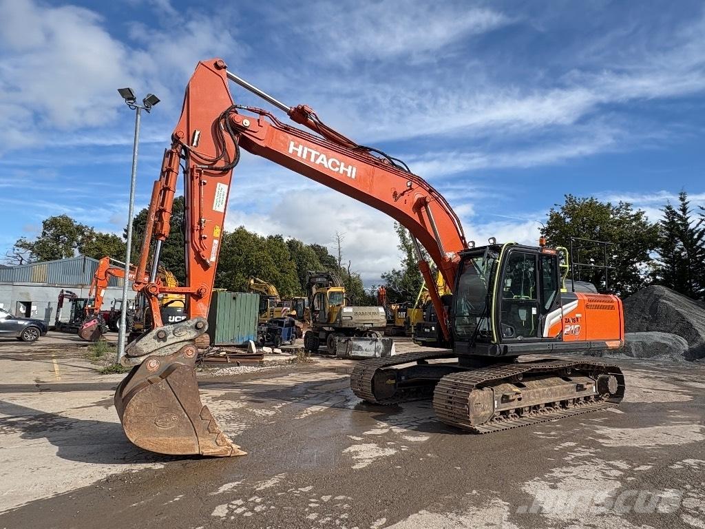 Hitachi ZX 210 LC-7 Gravemaskiner på larvebånd