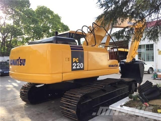 Komatsu PC 220-7 Gravemaskiner på larvebånd