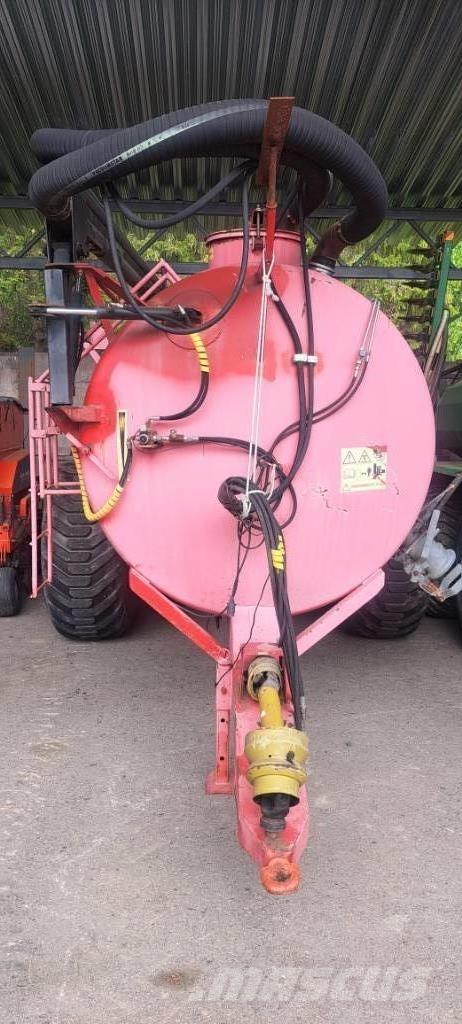 Livakka 12,5 m3+PK Gyllevogne/Slamsugere