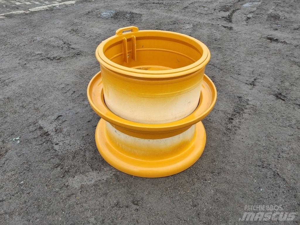 CASE 921 E rims Dæk, hjul og fælge