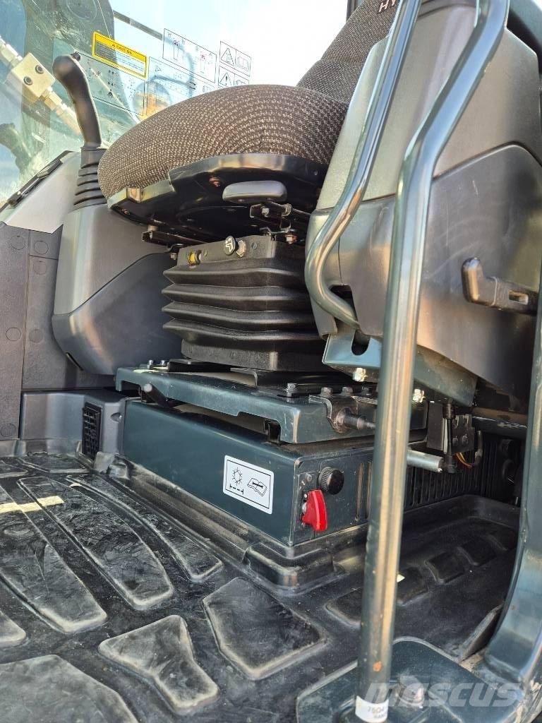 Hyundai HX 235 ALCR Gravemaskiner på larvebånd