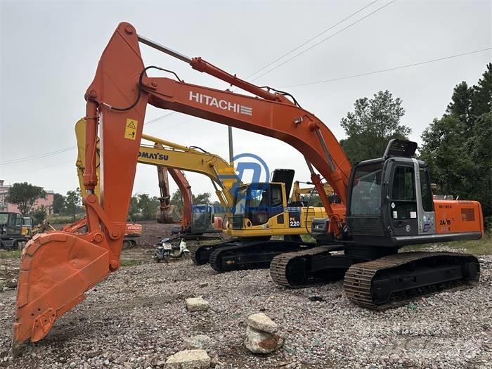 Hitachi ZX 240G Gravemaskiner på larvebånd
