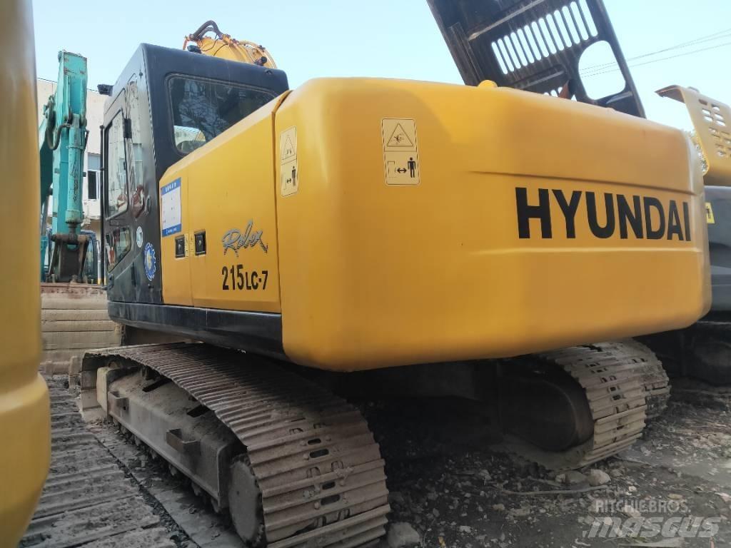 Hyundai R215-7 Gravemaskiner på larvebånd