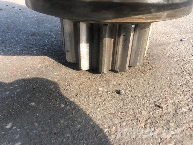 O&K RH 8 SWING GEAR Gear