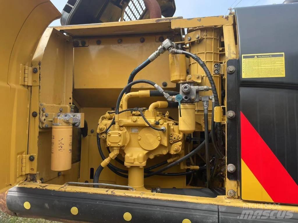CAT 320 D Gravemaskiner på larvebånd