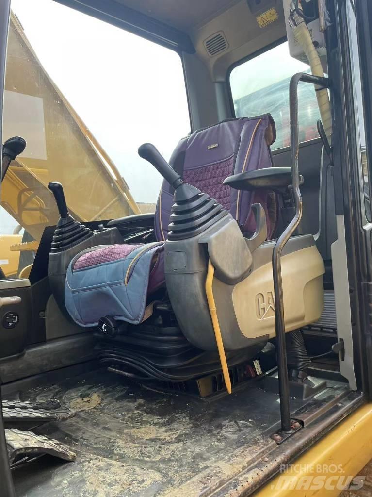 CAT 320 D Gravemaskiner på larvebånd