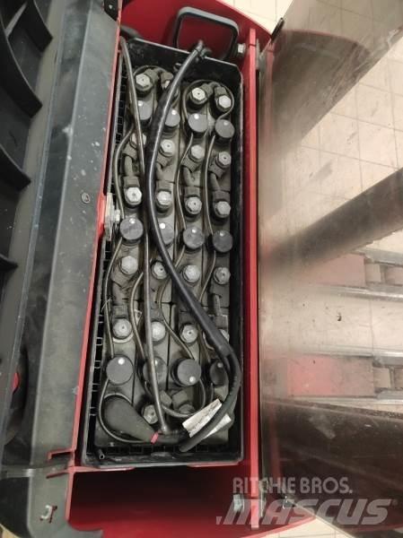 Manitou ES412 AC Selvkørende stablere