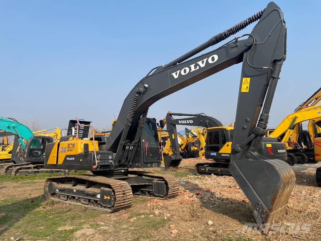 Volvo EC 210 Gravemaskiner på larvebånd