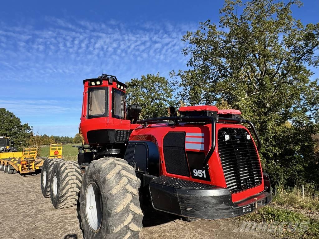 Komatsu 951 Skovningsmaskiner