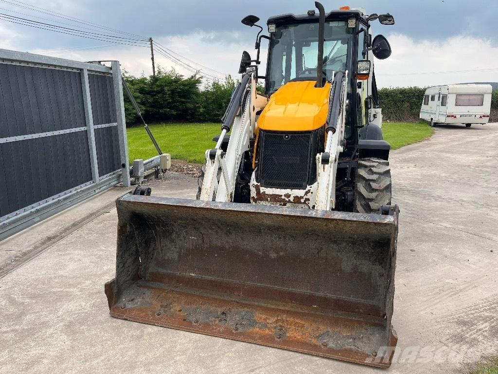 JCB 3CX Compact Rendegravere