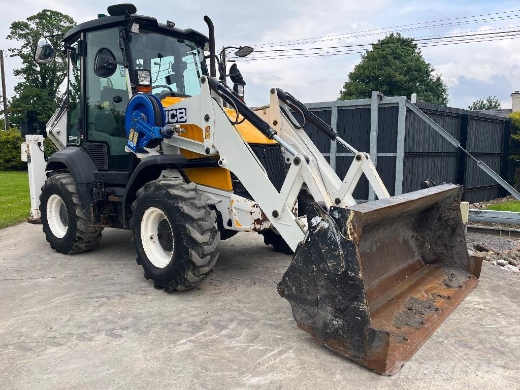 JCB 3CX Compact Rendegravere