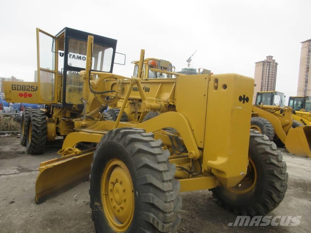Komatsu GD 623 Vejhøvle / Gradere