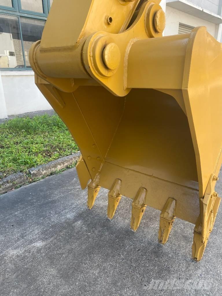 CAT 320 GC Gravemaskiner på larvebånd