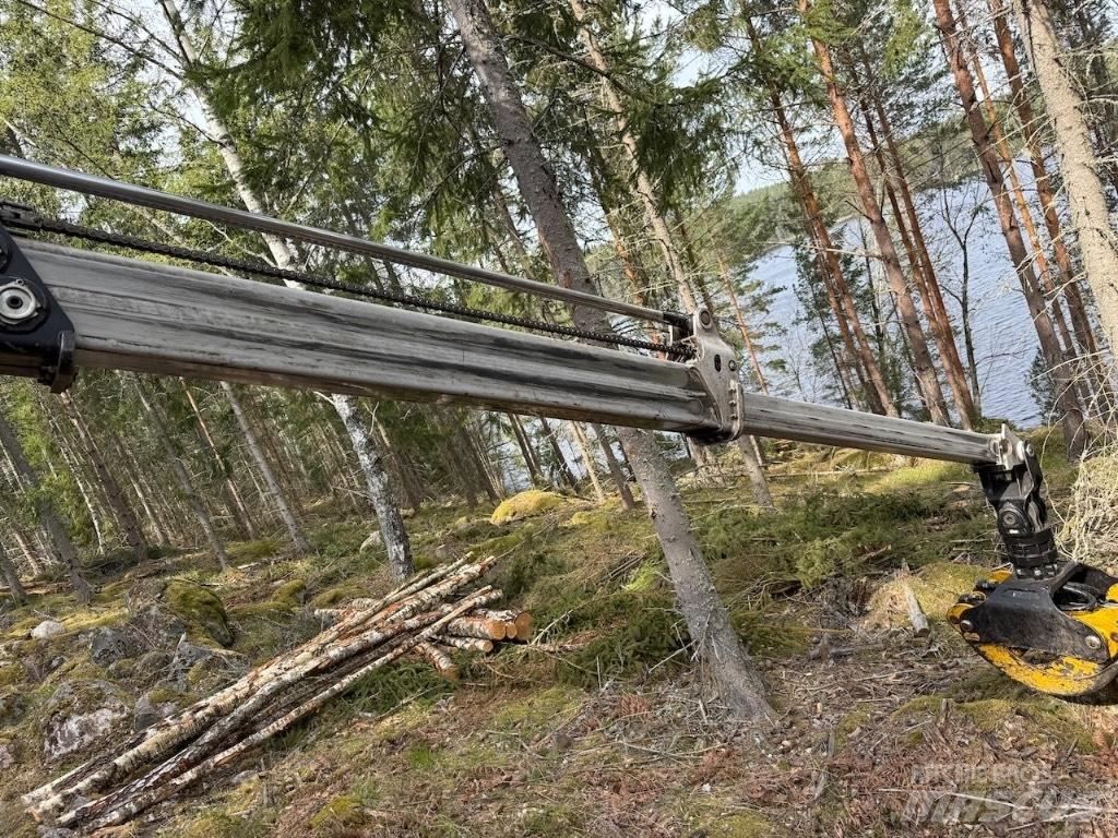 Komatsu 835 Udkørselsmaskiner